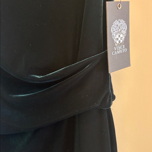 Vince Camuto Emerald Draped Dress - Picture 6 of 8